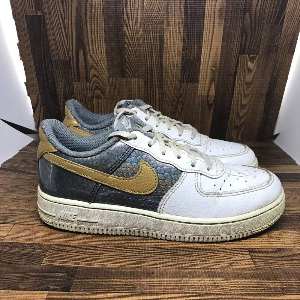 Nike Force 1 SE PS BV6060 100 White Metallic Gold Snake Skin Size 3Y
